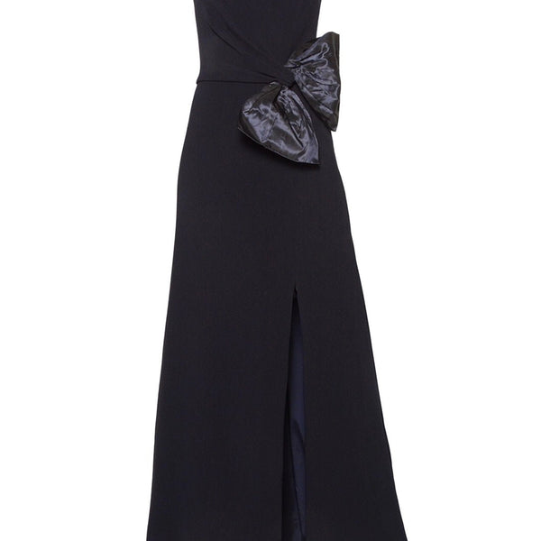 classic-sleeveless-dress-with-